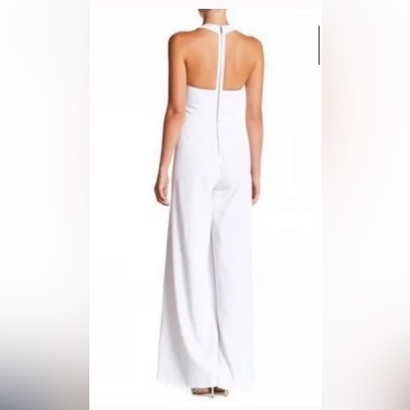 ALICE + OLIVIA Trinity White Cross Front Wide Leg Jumpsuit size 2 sleeveless - Picture 2 of 9